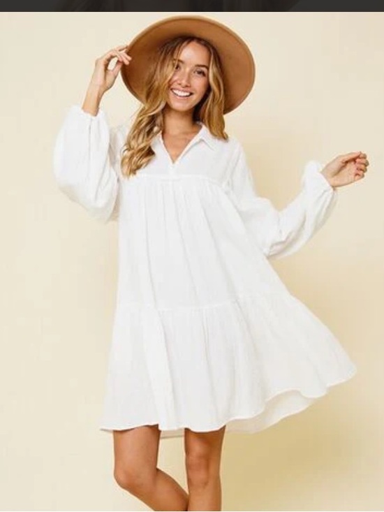 Ces Femme Dresses & Skirts - NWT CES FEMME JOHNNY
COLLAR BALLOON SLEEVE MINI
DRESS COTTON